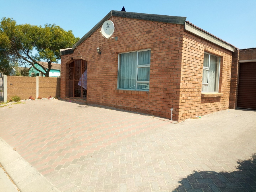 3 Bedroom Property for Sale in Fountain Village Western Cape